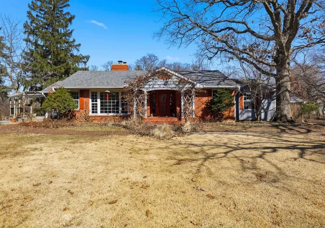 Photo 2 of Single family home for sale at 30w030 Schick Rd, Bartlett, IL 60104 | MLS# 12580652 | Listing updated on 2026-08-29