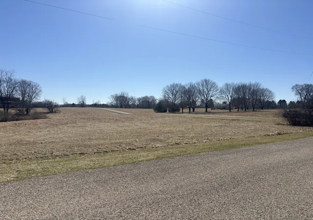 image of 1043 Hidden Valley Dr, Varna, IL 61375 | MLS# 12581900