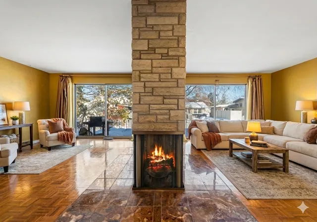 Photo 3 of Single family home for sale at 1033 W Ohio St, Glenwood, IL 60425 | MLS# 12582118 | Listing updated on 2026-10-03