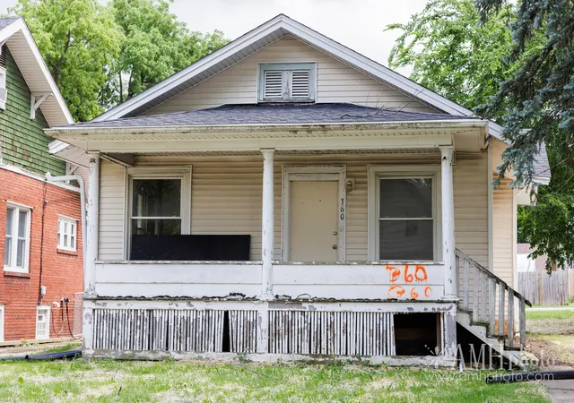 1st image of 360 S Elm Ave, Kankakee, IL 60901 | MLS# 12582426