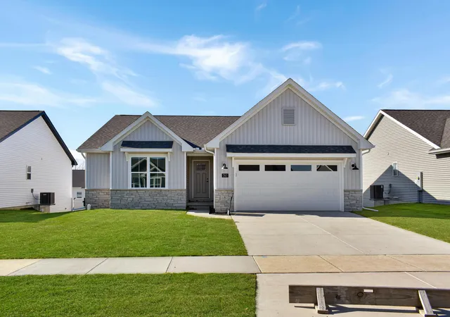 1st image of 707 Cates Dr, Mahomet, IL 61853 | MLS# 12583091