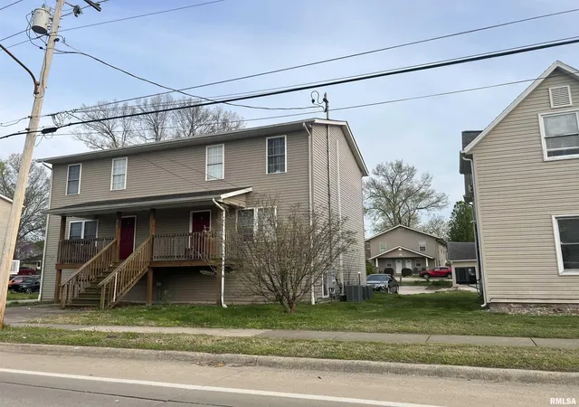 Homes for sale in Carbondale, IL | 305 & 307 E Mill St, Carbondale, IL 62901 | MLS# 12583363