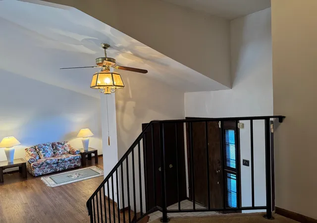 Photo 3 of Single family home for sale at 250 Anita St, Des Plaines, IL 60016 | MLS# 12583432 | Listing updated on 2026-08-16