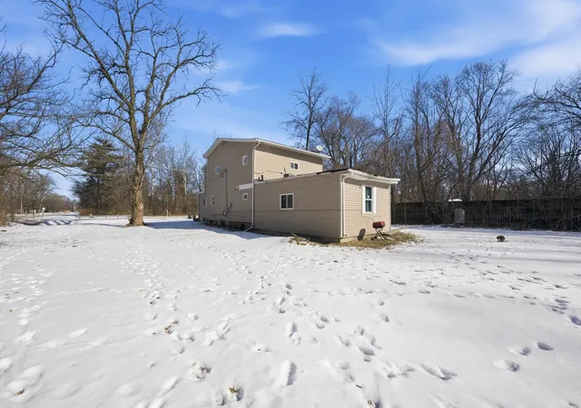 Photo 4 of Single family home for sale at 1773 E 158th Street, South Holland, IL 60473 | MLS# 12583773 | Listing updated on 2026-08-28