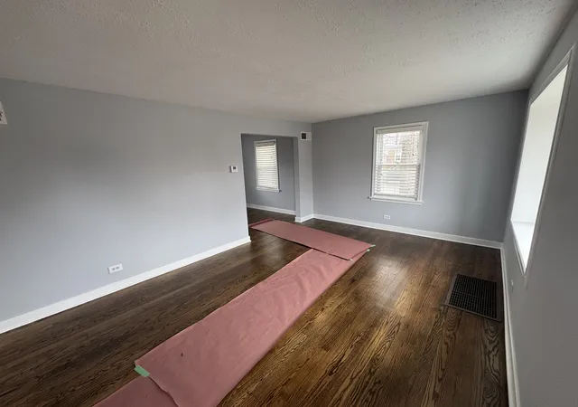 Photo 2 of Single family home for sale at 1463 Speechley Blvd, Berkeley, IL 60163 | MLS# 12584680 | Listing updated on 2026-09-30