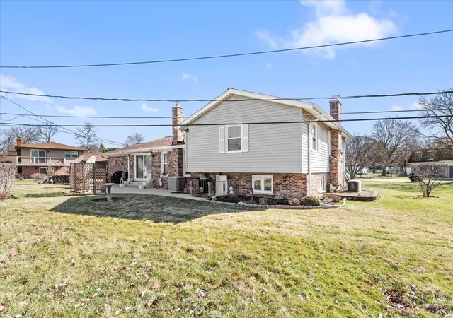 31st image of 462 Mulberry Ln, Wood Dale, IL 60191 | MLS# 12584970