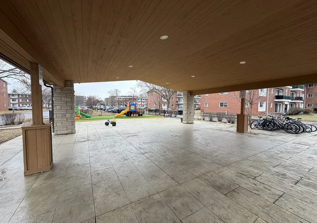 2nd image of 10111 Old Orch Ct, Skokie, IL 60076