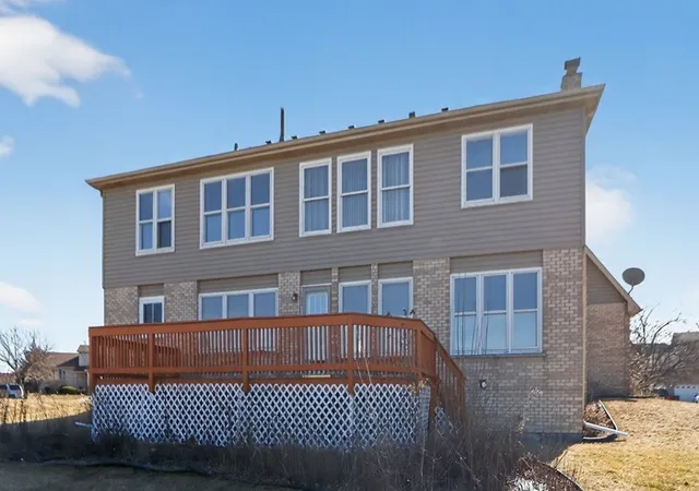 3rd image of 3902 Edgewater Dr, Hazel Crest, IL 60429 | MLS# 12585566