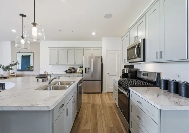 3rd image of 1987 Leiter Wy #11003, Hoffman Estates, IL 60169 | MLS# 12585573
