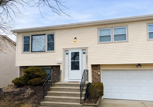 3rd image of 20067 Monterey Ave, Lynwood, IL 60411 | MLS# 12585911