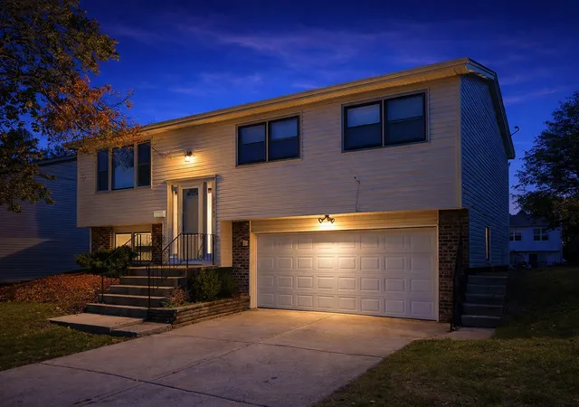 4th image of 20067 Monterey Ave, Lynwood, IL 60411 | MLS# 12585911