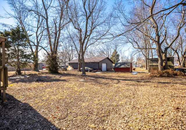 22nd image of 711 S Franklin St, Litchfield, IL 62056 | MLS# 12586048