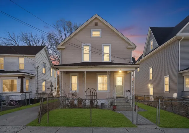 22nd image of 312 S Spencer St, Aurora, IL 60505 | MLS# 12586101