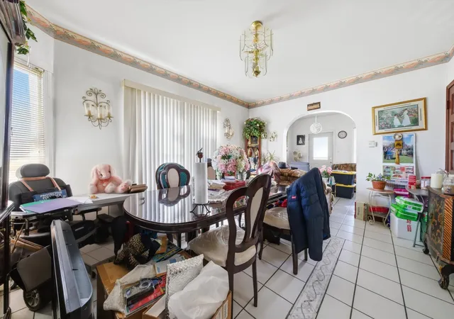 3rd image of 312 S Spencer St, Aurora, IL 60505 | MLS# 12586101