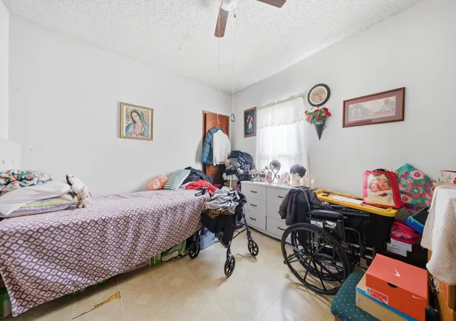 5th image of 312 S Spencer St, Aurora, IL 60505 | MLS# 12586101