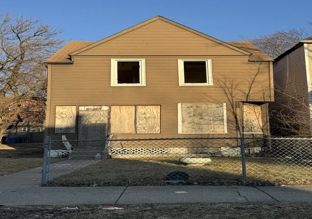1st image of 11931 S Wallace St, Chicago, IL 60628 | MLS# 12586107