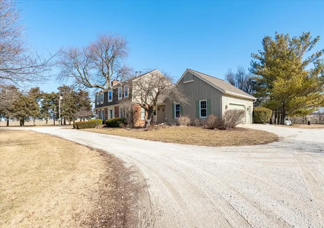 Photo 2 of Single family home for sale at 21389 N 2875 Road E, Lexington, IL 61753 | MLS# 12586179 | Listing updated on 2026-07-05