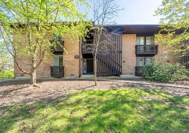Photo 1 of Condo for sale at 1611 Maple Ter #113-1G, Lisle, IL 60532 | MLS# 12586411 | Listing updated on 2026-09-24