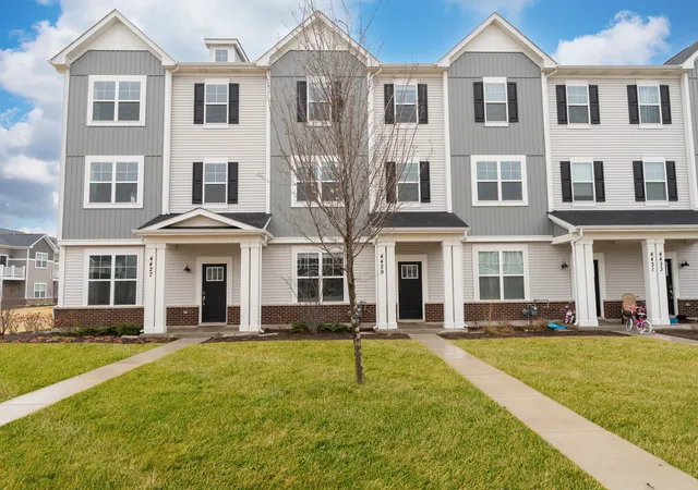 1st image of 4429 Chelsea Manor Cir, Aurora, IL 60504 | MLS# 12586522
