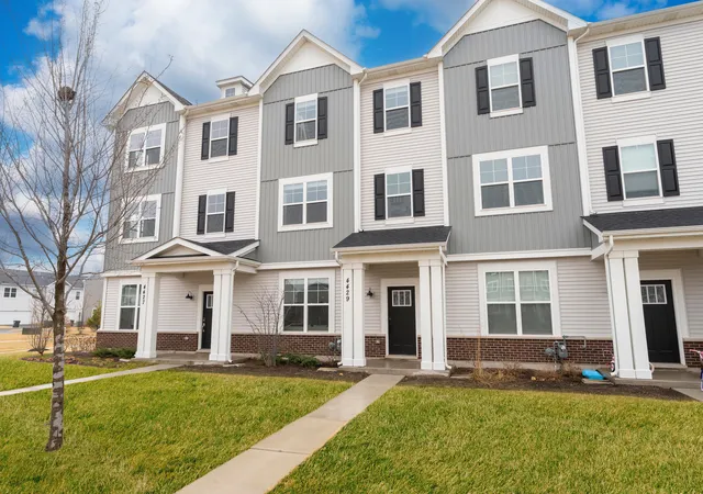 2nd image of 4429 Chelsea Manor Cir, Aurora, IL 60504 | MLS# 12586522