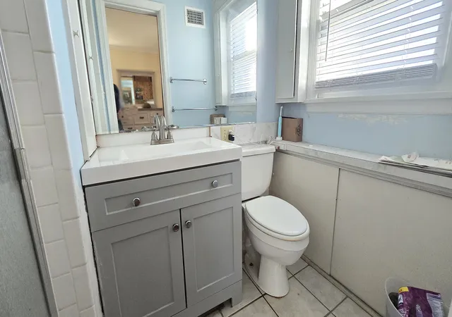 38th image of 4 Lilac Ln, Centralia, IL 62801 | MLS# 12586571
