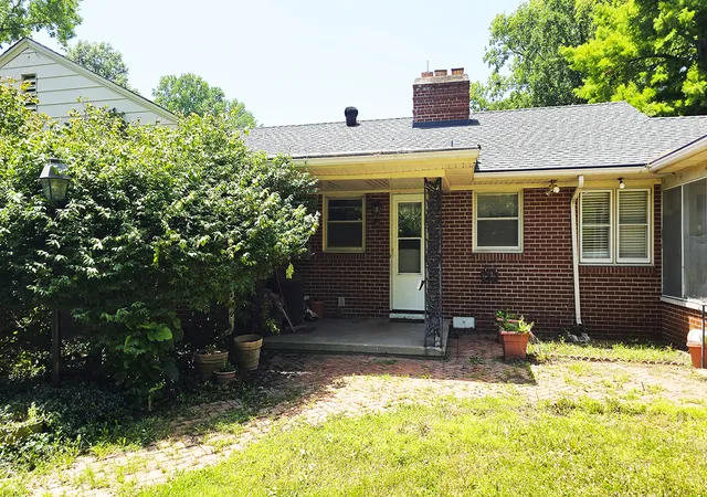 5th image of 4 Lilac Ln, Centralia, IL 62801 | MLS# 12586571