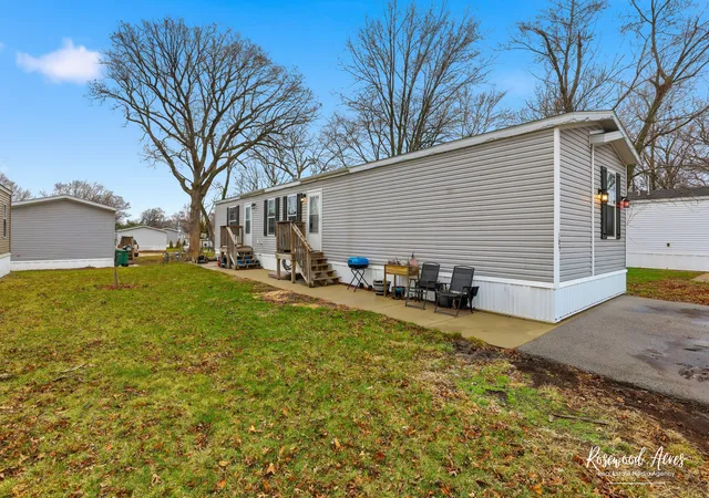 1st image of 105 Lantern Dr, Gardner, IL 60424 | MLS# 12586690