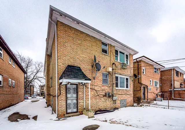 4th image of 310 Yates Ave, Calumet City, IL 60409 | MLS# 12586780