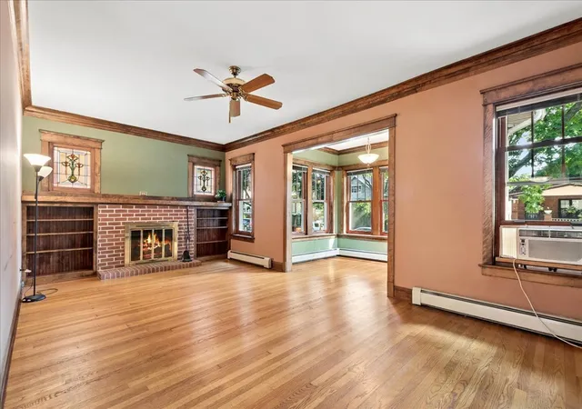 Photo 1 of Single family home for sale at 5812 N Fairfield Ave, Chicago, IL 60659 | MLS# 12586916 | Listing updated on 2026-10-03