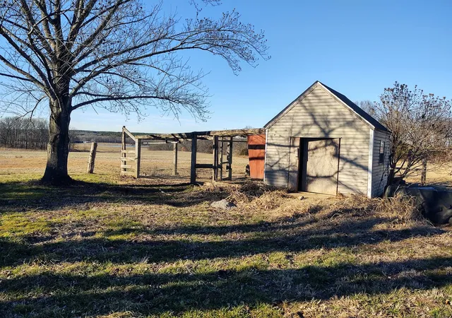 5th image of 515 Thunderhawk Rd, Ozark, IL 62972 | MLS# 12587165