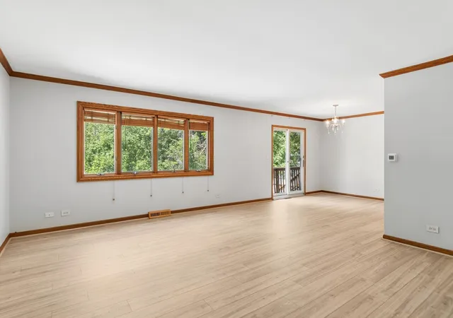 5th image of 6702 Pershing Ct, Woodridge, IL 60517 | MLS# 12587291