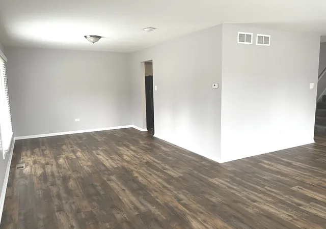 Photo 4 of Single family home for sale at 538 Blackstone Ave, Glenwood, IL 60425 | MLS# 12587386 | Listing updated on 2026-09-16