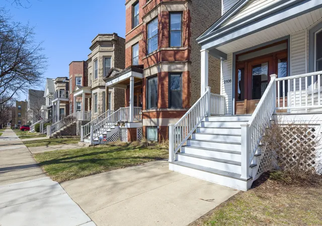 Homes for sale in Chicago, IL | 2108 W Addison St, Chicago, IL 60618 | MLS# 12587691