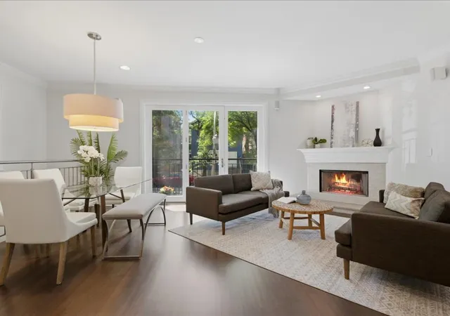 Homes for sale in Chicago, IL | 839 S Miller St S #1, Chicago, IL 60607 | MLS# 12587792