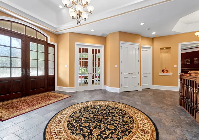 Homes for sale in Palos Park, IL | 50 Elizabeth Ln, Palos Park, IL 60464 | MLS# 12588003