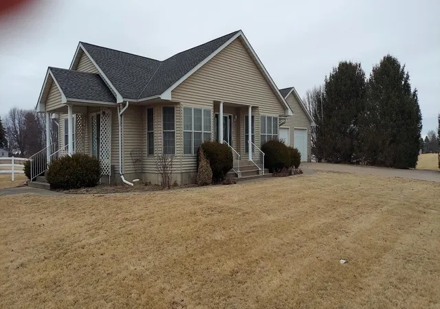 2nd image of 36 Illinois 17 Hwy, New Windsor, IL 61465 | MLS# 12588060
