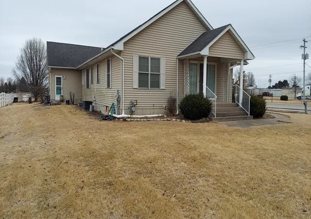 5th image of 36 Illinois 17 Hwy, New Windsor, IL 61465 | MLS# 12588060
