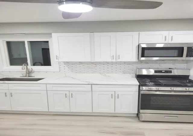 Photo 4 of Single family home for sale at 531 Wildwood Dr, Park Forest, IL 60466 | MLS# 12588651 | Listing updated on 2026-08-30