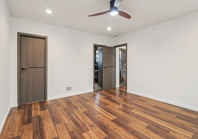 Photo 3 of Single family home for sale at 1509 Center St, Des Plaines, IL 60018 | MLS# 12588683 | Listing updated on 2026-09-22