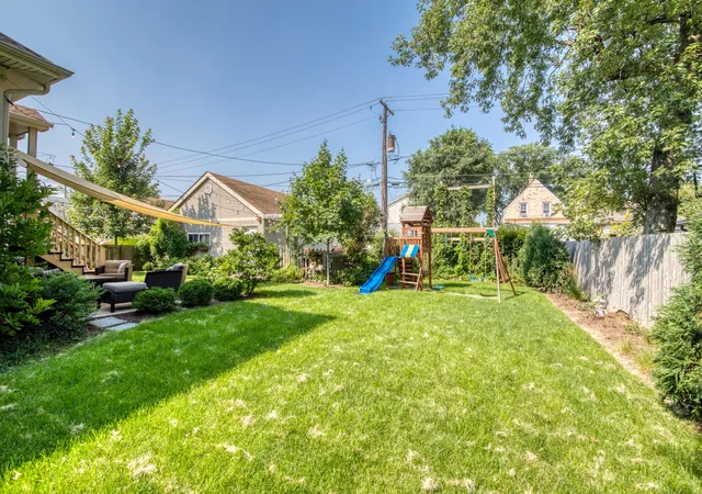 Homes for sale in Oak Park, IL | 1169 S Taylor Ave, Oak Park, IL 60304 | MLS# 12588719