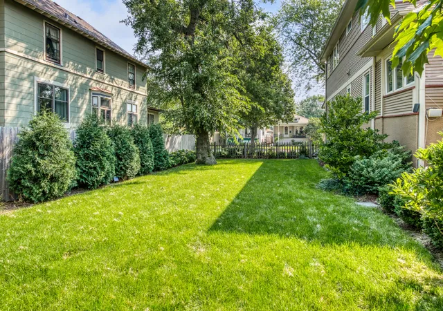 Homes for sale in Oak Park, IL | 1169 S Taylor Ave, Oak Park, IL 60304 | MLS# 12588719