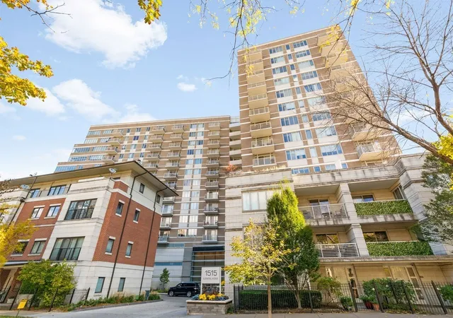 Homes for sale in Chicago, IL | 1515 S Prairie Ave #506, Chicago, IL 60605 | MLS# 12589562