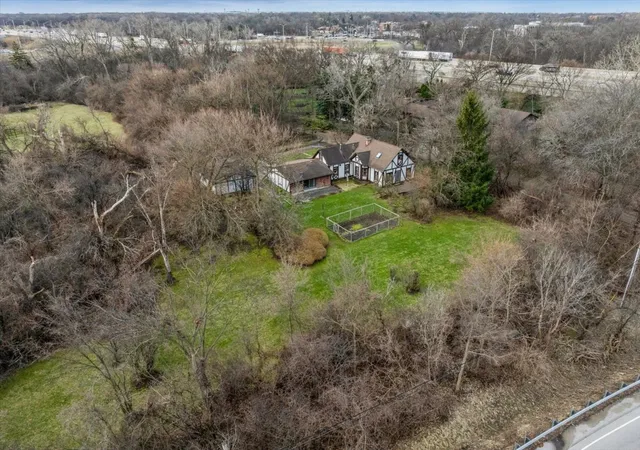 Photo 2 of Land for sale at 609 Forest Edge Ln, Des Plaines, IL 60016 | MLS# 12589954 | Listing updated on 2026-09-29