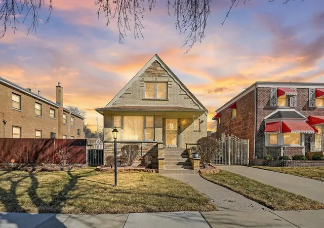 Homes for sale in Chicago, IL | 8407 S Wolcott Ave, Chicago, IL 60620 | MLS# 12590010
