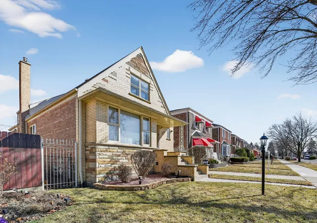 Homes for sale in Chicago, IL | 8407 S Wolcott Ave, Chicago, IL 60620 | MLS# 12590010