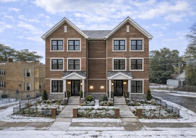 2nd image of 4300 W Gladys Ave, Chicago, IL 60624 | MLS# 12590469