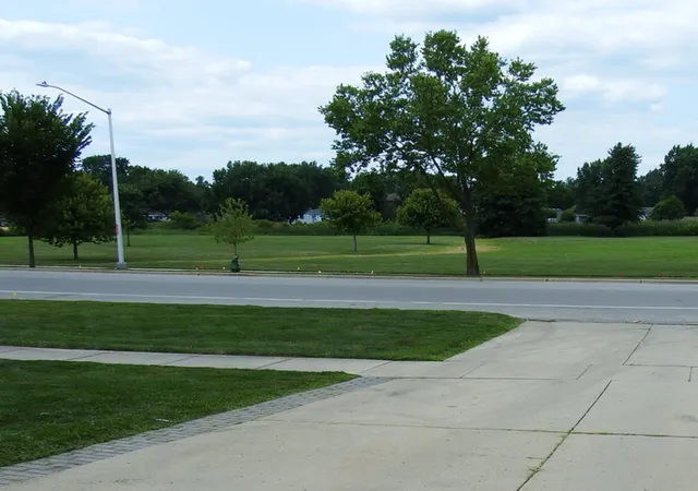 66th image of 1109 W Weathersfield Wy, Schaumburg, IL 60193 | MLS# 12591253