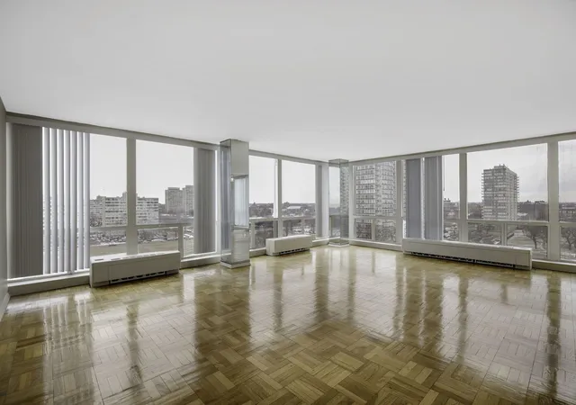 Homes for sale in Chicago, IL | 601 E 32Nd St #1001, Chicago, IL 60616 | MLS# 12591875