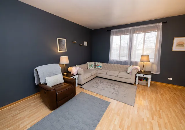 Photo 3 of Townhouse for sale at 2375 Cove Ct, Elgin, IL 60123 | MLS# 12591952 | Listing updated on 2026-08-06