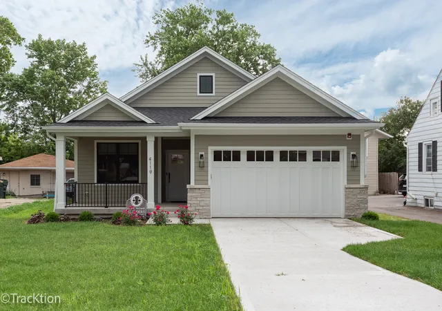 Homes for sale in Westmont, IL | 4119 N Lincoln St, Westmont, IL 60559 | MLS# 12592010